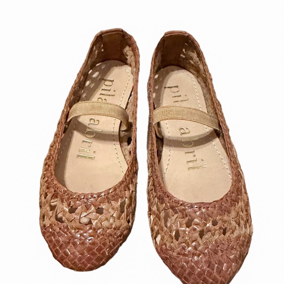 Pilar Abril Brown Leather Flats - Picture 3 of 3